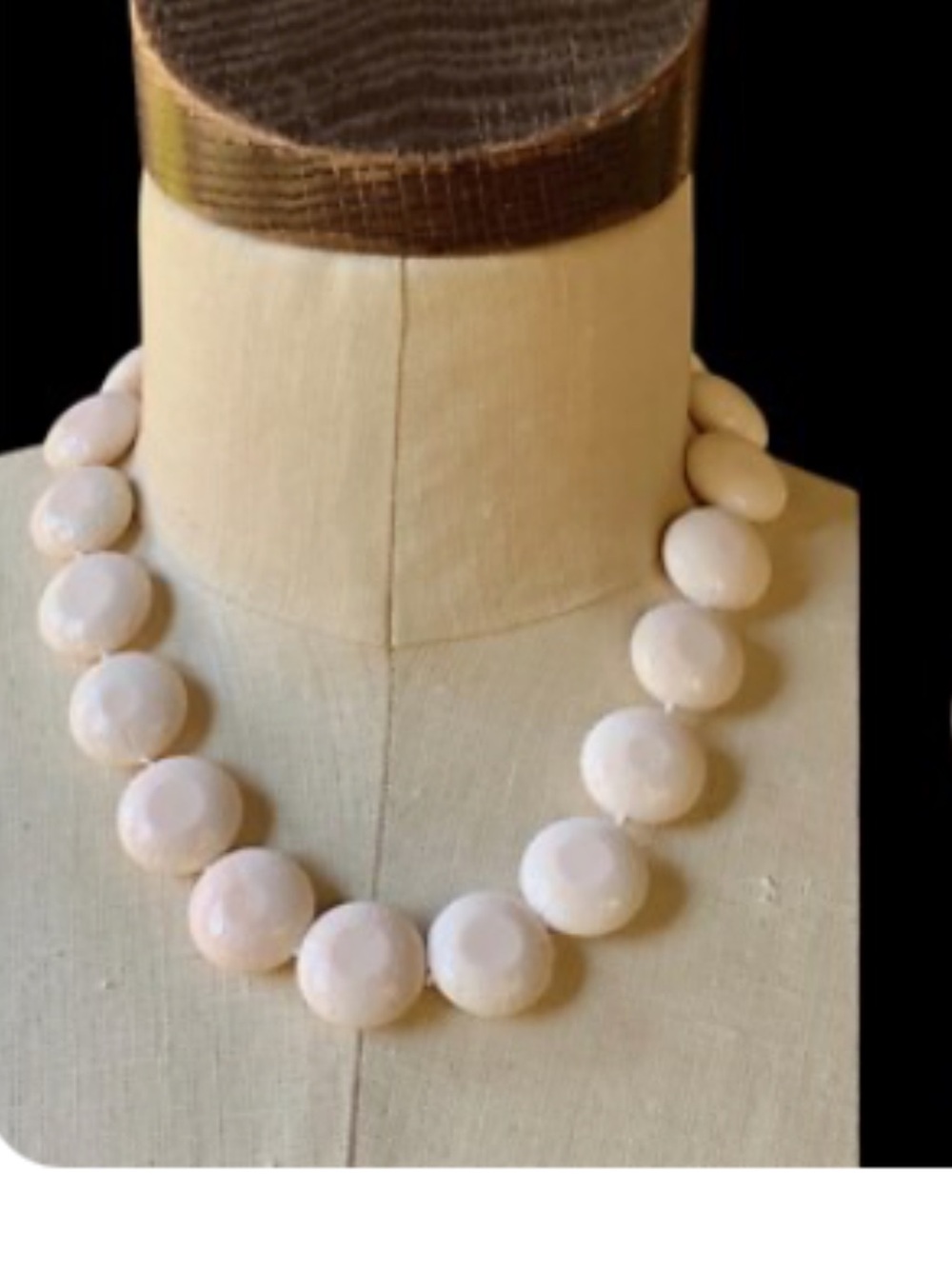 Elegant Angel Skin necklace